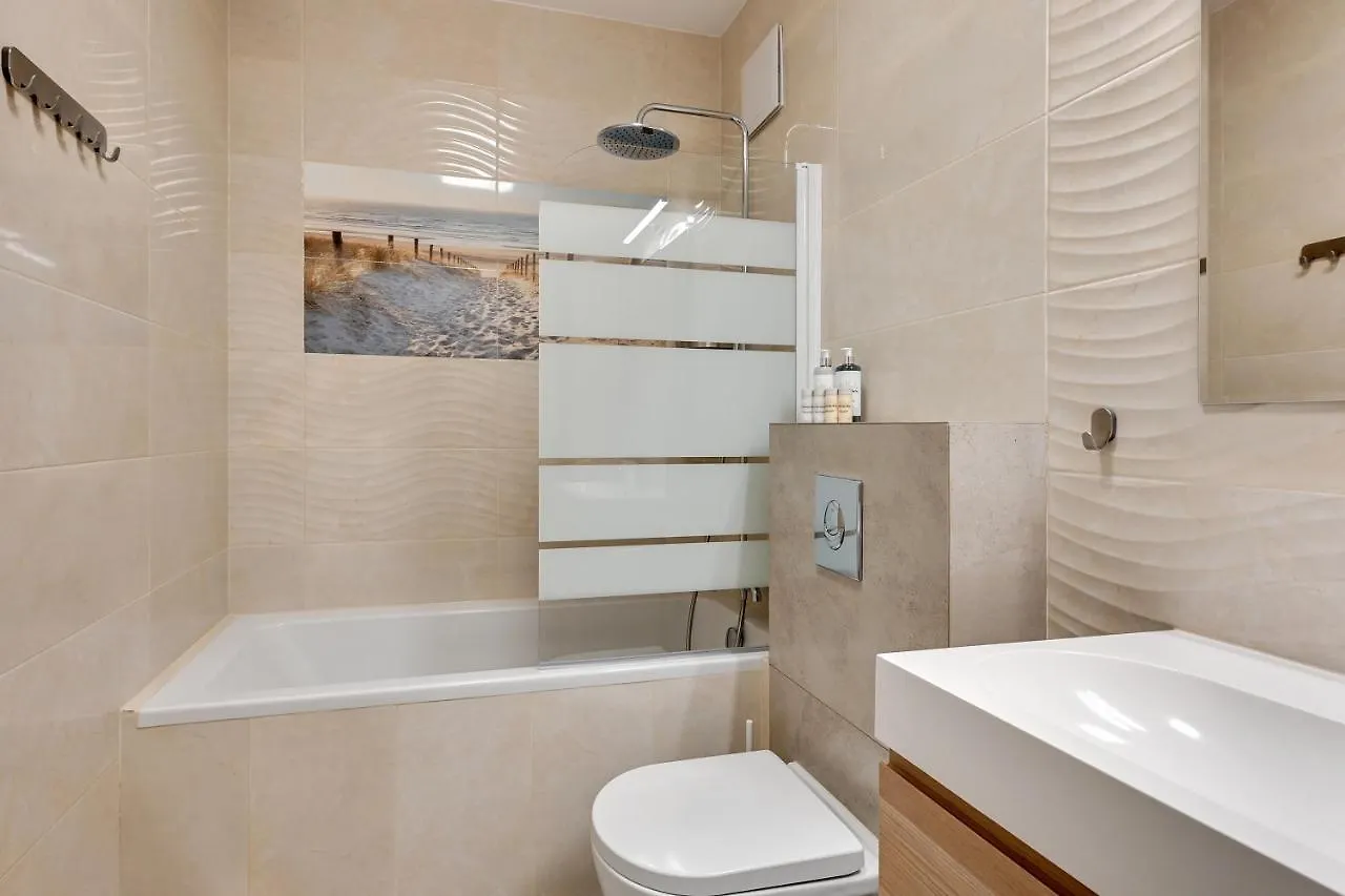 Tarasy Baltyku Sea Side, Sauna & Gym By Downtown Apartments Gdansk 0*,  Poland